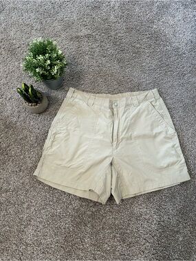 L.L. Bean Hiking Casual Lightweight Tan Shorts